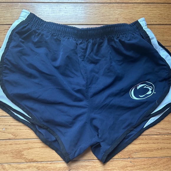 Short athletic shorts - Picture 7 of 8